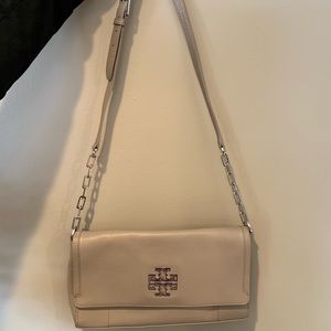 Tory Burch Messenger bag